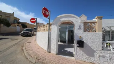 Chalet on Carrer de Espronceda photo 34