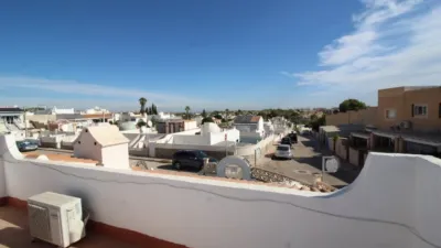 Chalet on Carrer de Espronceda photo 32