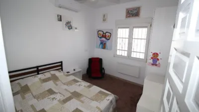 Chalet on Carrer de Espronceda photo 19