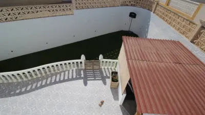 Chalet on Carrer de Espronceda photo 28
