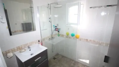 Chalet on Carrer de Espronceda photo 21