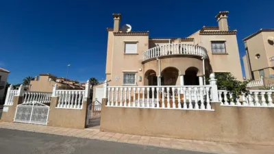 Pis – Orihuela, Villa Martín - Vista 3