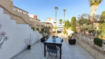 Casa en venta en Avenida de Torrevieja, cerca de Calle Carla Vaquera – pohled 6