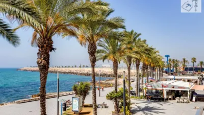 Apartamento en venta en Calle San Pascual, cerca de Rambla Juan Mateo García, Centro (Torrevieja) de 259.990 €