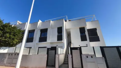 Piso en venta en Calle Pedro Pagán Ayuso, Núcleo (San Pedro del Pinatar) de 217.999 €