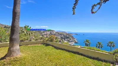 Chalet en venta en Calle del Sol, Cotobro (Almuñécar) de 950.000 €