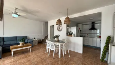 Duplex on Calle de Magallanes photo 9