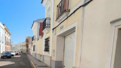Casa en venta en Calle de los Arcos, Montijo de 75.000 €