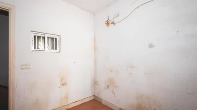 Casa en venta en Calle de los Arcos, Montijo de 75.000 €