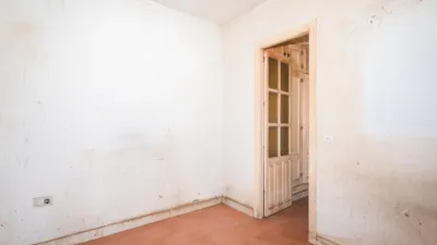 Casa en venta en Calle de los Arcos, Montijo de 75.000 €