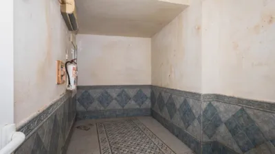 Casa en venta en Calle de los Arcos, Montijo de 75.000 €