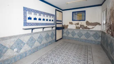 Casa en venta en Calle de los Arcos, Montijo de 75.000 €