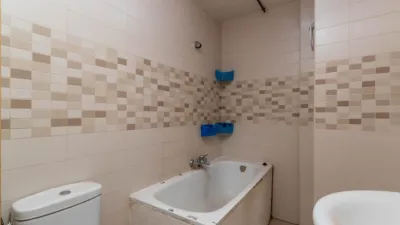 Flat on Calle de Catalina Marín photo 19