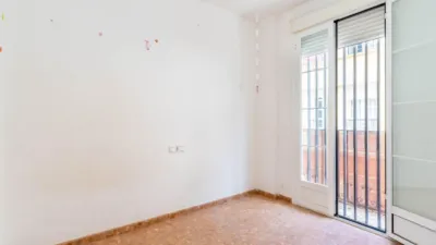 Flat on Calle de Catalina Marín photo 15