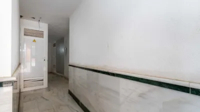 Flat on Calle de Catalina Marín photo 22