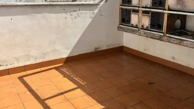 Flat on Calle de Catalina Marín photo 25