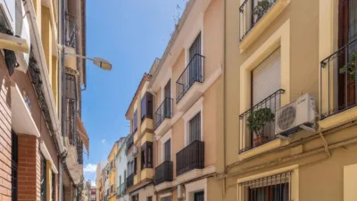 Flat on Calle de Catalina Marín photo 23