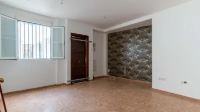 Flat on Calle de Catalina Marín photo 5
