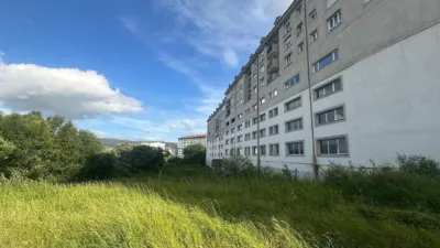 Terreno en venta en Pontedeume - Més