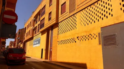 Local comercial en venta en Calle de Mendizábal, 36, cerca de Calle del Clavel - Más