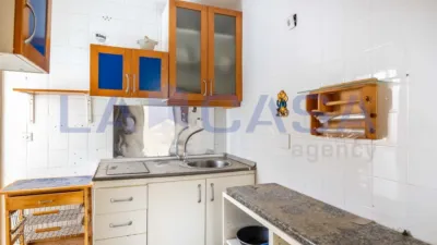 Apartment on Guadalcanal Street photo 40