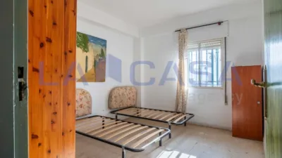 Apartment on Guadalcanal Street photo 34