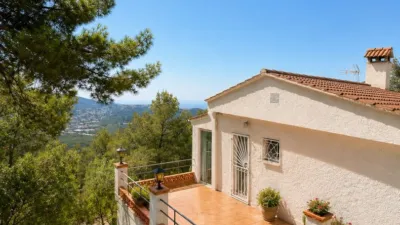 House in Canyelles photo 9