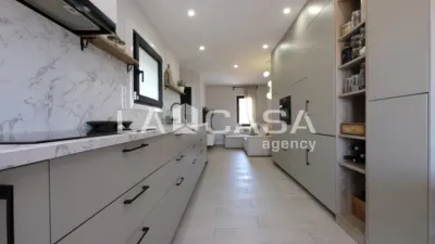 Penthouse on Carrer d'Arnau d'Oms photo 15