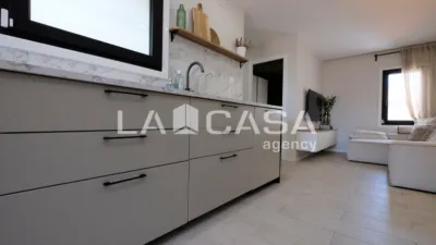 Penthouse on Carrer d'Arnau d'Oms photo 13