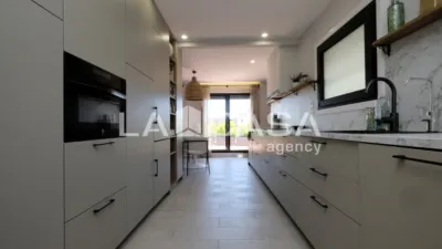Penthouse on Carrer d'Arnau d'Oms photo 17