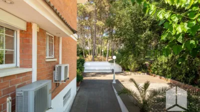 House in Barcelona photo 35