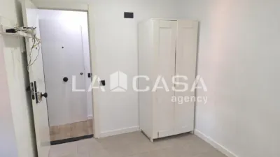 Flat in Santa Coloma de Gramenet photo 4