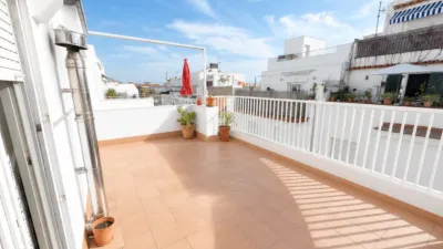 Penthouse on Carrer de la Verge del Pilar photo 2