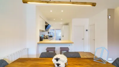 Semi-detached chalet in Barcelona photo 8