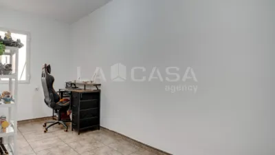 Apartment in Cornellà de Llobregat photo 31