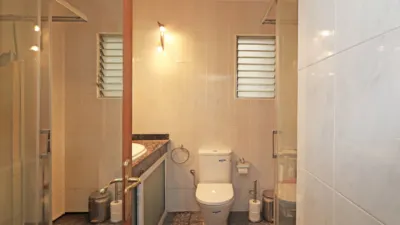 Flat on Carrer de Lleida photo 22