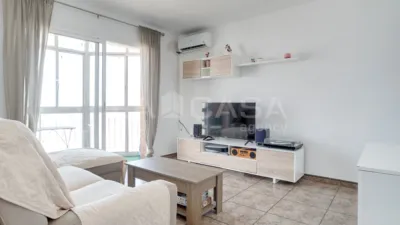 Apartment in Cornellà de Llobregat photo 3