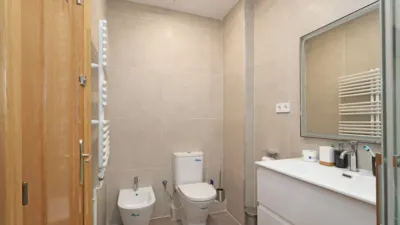 Flat on Carrer de Lleida photo 18
