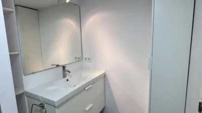 Loft-style commercial unit in Esplugues de Llobregat photo 12
