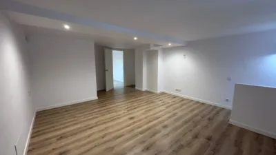Loft-style commercial unit in Esplugues de Llobregat photo 17