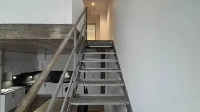 Loft-style commercial unit in Esplugues de Llobregat photo 3