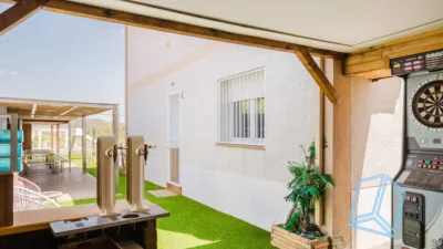 Chalet on Carrer de Tarragona photo 46