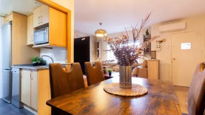 Semi-detached chalet in Barcelona photo 4