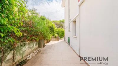 House on Carrer 14 photo 42