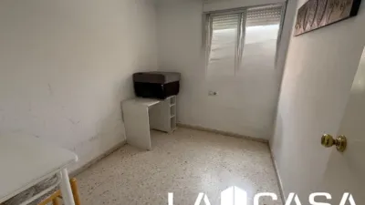 Apartment on Antoni Ros Marba Street photo 4