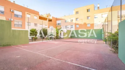 Apartment on Antoni Ros Marba Street photo 19