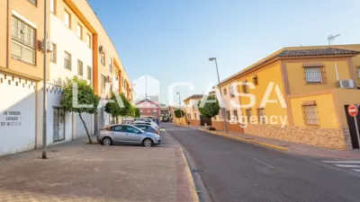 Apartment on Antoni Ros Marba Street photo 12
