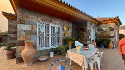 Chalet on Atayuela Street photo 35