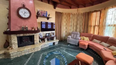 Chalet on Atayuela Street photo 16