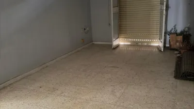 Apartment on Guadalcanal Street photo 21